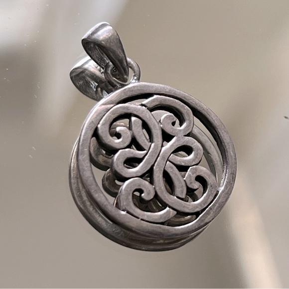 Vintage Jewelry - ❤️ Vintage Sterling Silver 925 Celtic Eternity Pendant